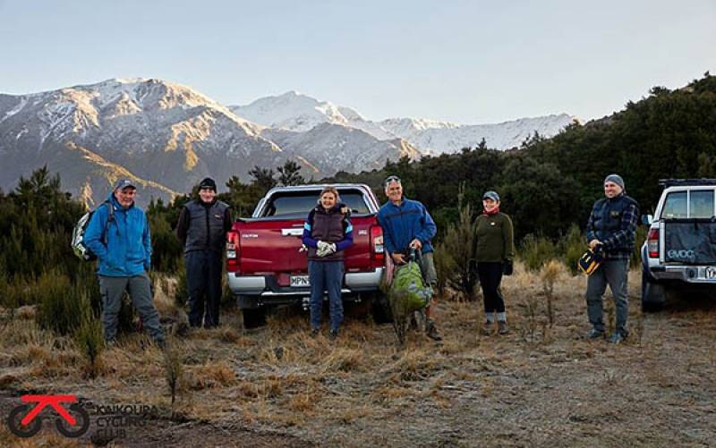 Club members ready to begin the Kaiterau Trail